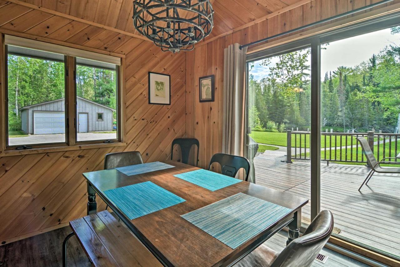 Riverfront Traverse City Cabin Fish, Kayak And Tube Ngoại thất bức ảnh