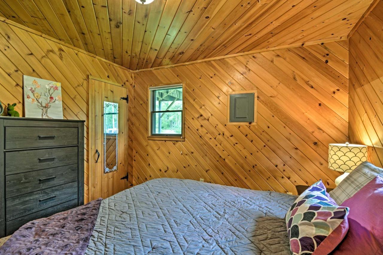 Riverfront Traverse City Cabin Fish, Kayak And Tube Ngoại thất bức ảnh